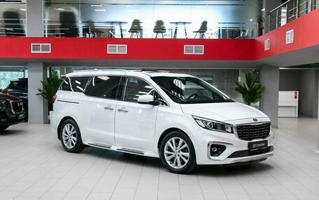 KIA Carnival III, 2019 год, 2 650 000 рублей, 3 фотография