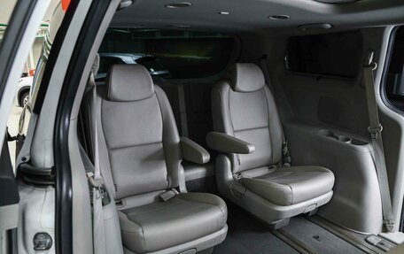 KIA Carnival III, 2019 год, 2 650 000 рублей, 11 фотография