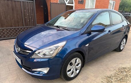 Hyundai Solaris II рестайлинг, 2014 год, 630 000 рублей, 3 фотография