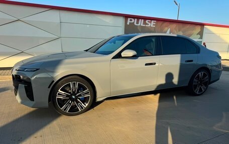BMW 7 серия, 2022 год, 9 900 000 рублей, 4 фотография
