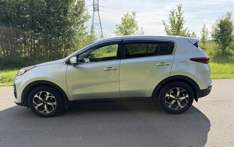 KIA Sportage IV рестайлинг, 2019 год, 2 300 000 рублей, 3 фотография