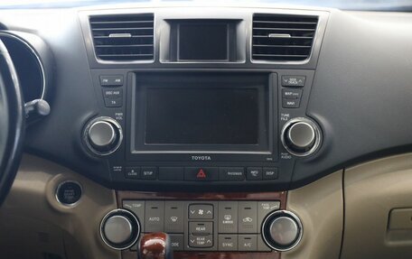Toyota Highlander III, 2010 год, 1 499 000 рублей, 18 фотография
