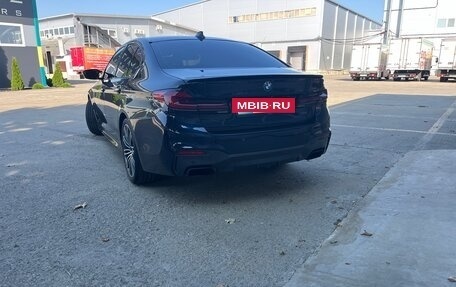 BMW 5 серия, 2018 год, 3 200 000 рублей, 2 фотография
