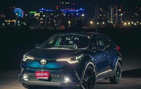 Toyota C-HR I рестайлинг, 2019 год, 2 150 000 рублей, 9 фотография