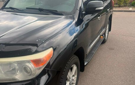 Toyota Land Cruiser 200, 2013 год, 3 200 000 рублей, 2 фотография