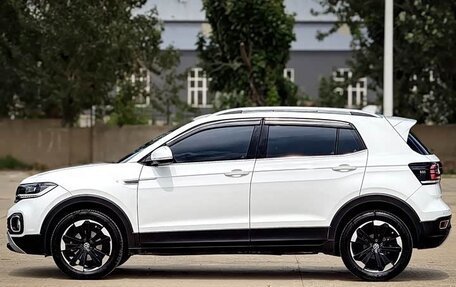 Volkswagen T-Cross I, 2022 год, 1 667 000 рублей, 7 фотография