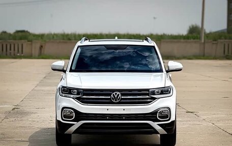 Volkswagen T-Cross I, 2022 год, 1 667 000 рублей, 2 фотография
