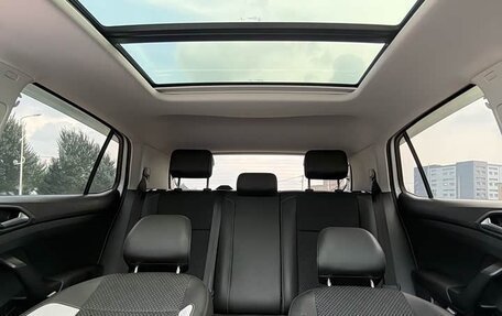 Volkswagen T-Cross I, 2022 год, 1 667 000 рублей, 11 фотография
