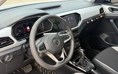 Volkswagen T-Cross I, 2022 год, 1 667 000 рублей, 17 фотография