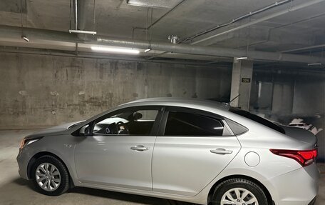 Hyundai Solaris II рестайлинг, 2017 год, 1 480 000 рублей, 2 фотография