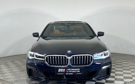 BMW 5 серия, 2022 год, 4 949 000 рублей, 2 фотография
