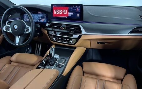 BMW 5 серия, 2022 год, 4 949 000 рублей, 9 фотография