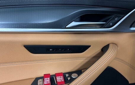 BMW 5 серия, 2022 год, 4 949 000 рублей, 15 фотография
