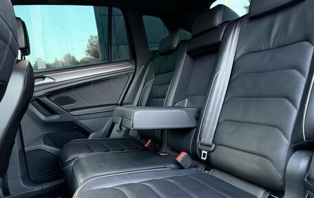 Volkswagen Tiguan II, 2021 год, 3 759 000 рублей, 21 фотография