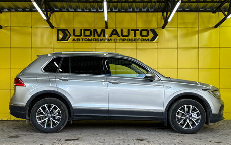 Volkswagen Tiguan II, 2020 год, 2 849 000 рублей, 4 фотография