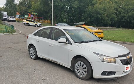 Chevrolet Cruze II, 2011 год, 590 000 рублей, 2 фотография
