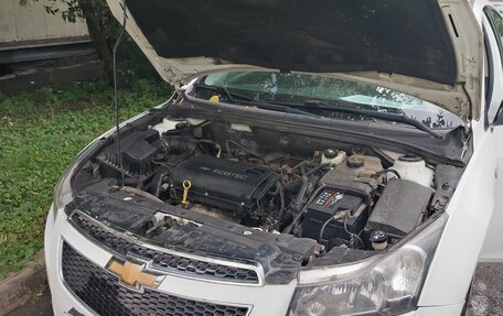 Chevrolet Cruze II, 2011 год, 590 000 рублей, 10 фотография