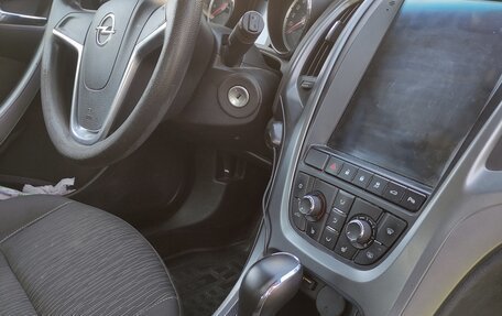 Opel Astra J, 2013 год, 700 000 рублей, 3 фотография