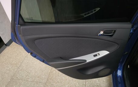 Hyundai Solaris II рестайлинг, 2013 год, 990 000 рублей, 15 фотография