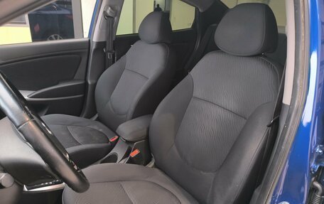 Hyundai Solaris II рестайлинг, 2013 год, 990 000 рублей, 26 фотография