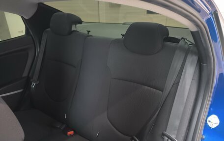Hyundai Solaris II рестайлинг, 2013 год, 990 000 рублей, 28 фотография