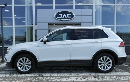 Volkswagen Tiguan II, 2017 год, 1 750 000 рублей, 3 фотография