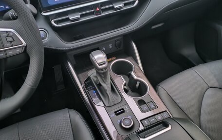 Toyota Highlander, 2026 год, 5 550 000 рублей, 17 фотография