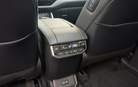Toyota Highlander, 2026 год, 5 550 000 рублей, 27 фотография
