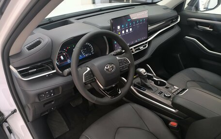 Toyota Highlander, 2026 год, 5 550 000 рублей, 21 фотография