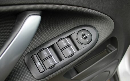 Ford Kuga III, 2011 год, 899 000 рублей, 10 фотография