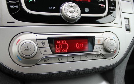 Ford Kuga III, 2011 год, 899 000 рублей, 17 фотография