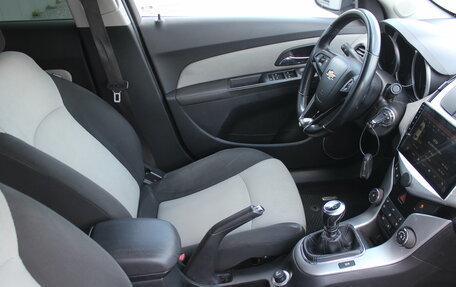 Chevrolet Cruze II, 2013 год, 737 000 рублей, 14 фотография