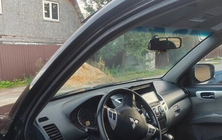 Mitsubishi Pajero Sport II рестайлинг, 2013 год, 1 200 000 рублей, 7 фотография