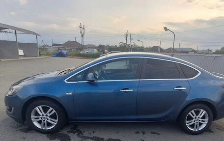 Opel Astra J, 2012 год, 600 000 рублей, 4 фотография