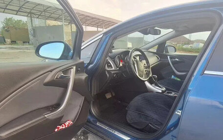 Opel Astra J, 2012 год, 600 000 рублей, 5 фотография