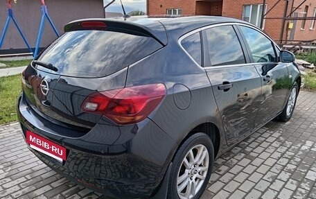Opel Astra J, 2012 год, 650 000 рублей, 9 фотография