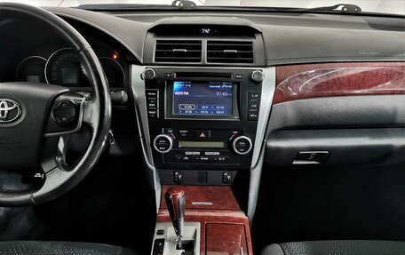 Toyota Camry, 2014 год, 1 755 000 рублей, 14 фотография