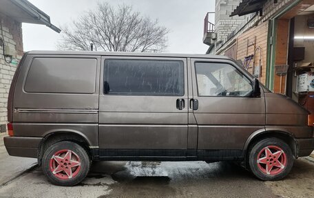 Volkswagen Transporter T4, 1993 год, 290 000 рублей, 4 фотография