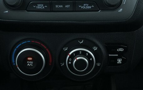 KIA Rio III рестайлинг, 2014 год, 950 000 рублей, 15 фотография