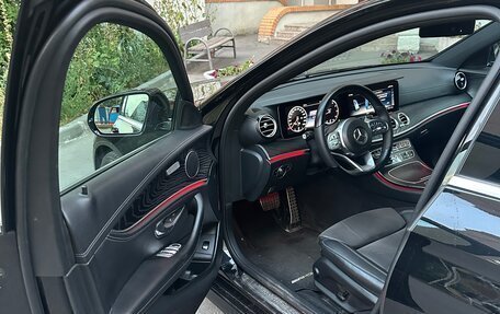 Mercedes-Benz E-Класс, 2020 год, 2 750 000 рублей, 5 фотография