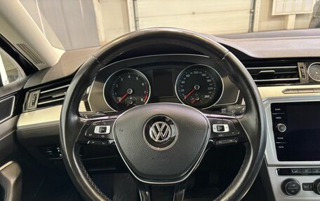 Volkswagen Passat B8 рестайлинг, 2019 год, 2 349 000 рублей, 13 фотография
