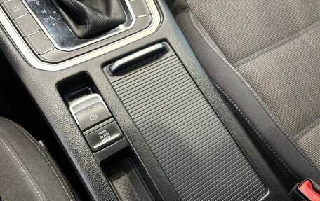Volkswagen Passat B8 рестайлинг, 2019 год, 2 349 000 рублей, 22 фотография