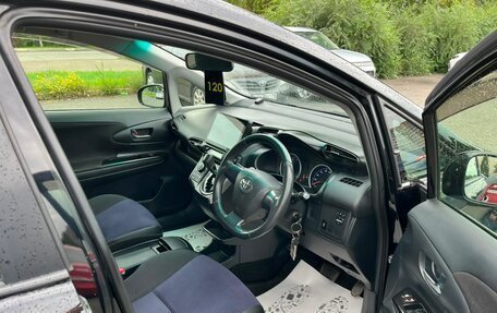 Toyota Wish II, 2013 год, 1 399 000 рублей, 15 фотография