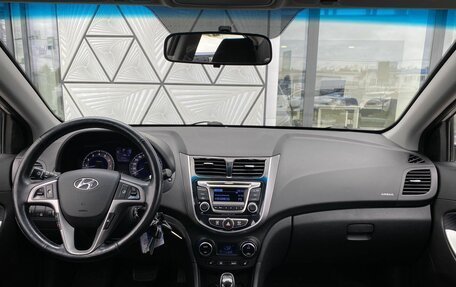 Hyundai Solaris II рестайлинг, 2015 год, 1 149 000 рублей, 11 фотография