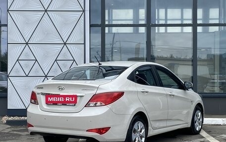 Hyundai Solaris II рестайлинг, 2015 год, 1 149 000 рублей, 5 фотография