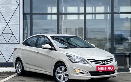 Hyundai Solaris II рестайлинг, 2015 год, 1 149 000 рублей, 3 фотография