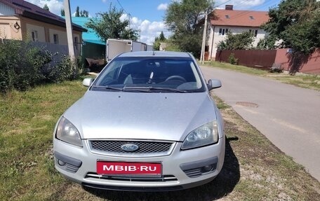Ford Focus II рестайлинг, 2005 год, 290 000 рублей, 1 фотография