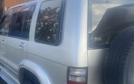 Isuzu Bighorn II, 1999 год, 1 000 000 рублей, 6 фотография