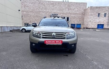 Renault Duster I рестайлинг, 2012 год, 899 000 рублей, 2 фотография