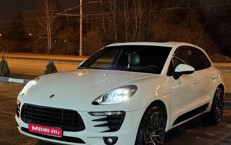 Porsche Macan I рестайлинг, 2014 год, 2 700 000 рублей, 1 фотография